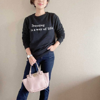 Dressing is a way of life スウェット ADORA00219-MLC-HAPPY002