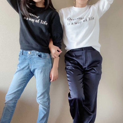 Dressing is a way of life スウェット ADORA00219-MLC-HAPPY002